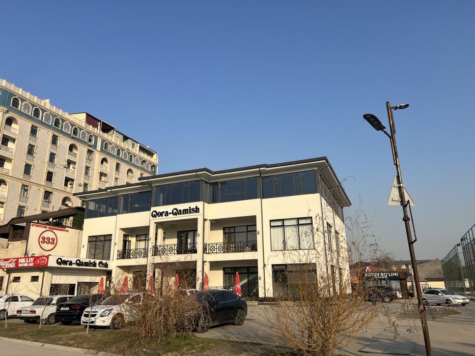 Noturar bino 3 qavati sotiladi