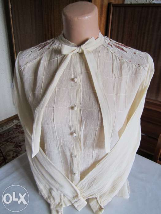 Bluza 100% bumbac din pinza topita bej + bonus bluza alba marime 38/40