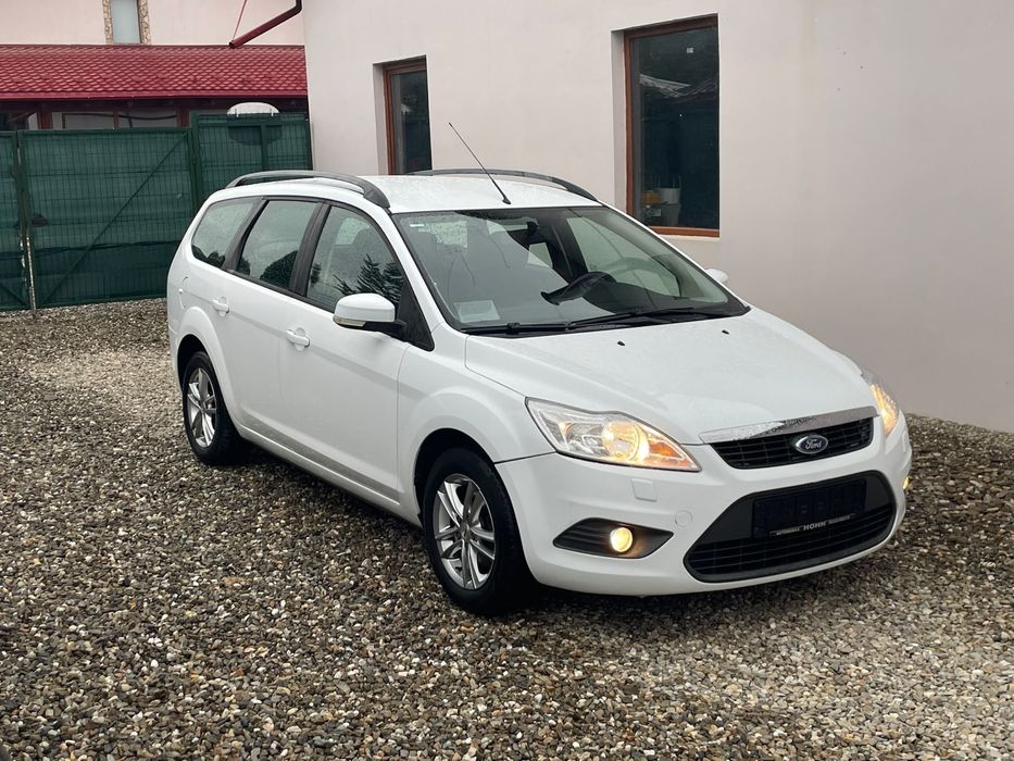 FORD Focus 2 facelift - 1.6 benzină 2009