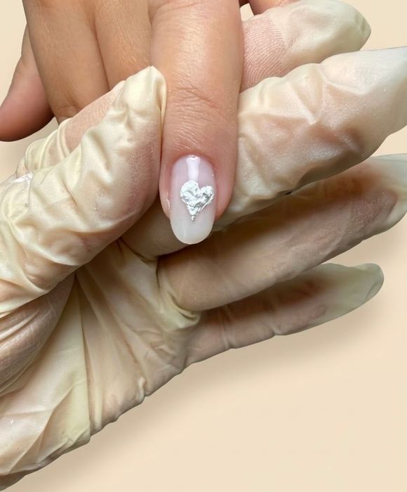 Unghii curate, elegante