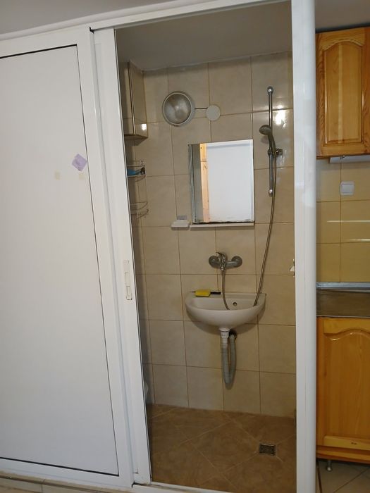 Дава се под наем Едностаен апартамент в Пловдив, Христо Смирненски - 20 кв.м за 153 € - Снимка #4