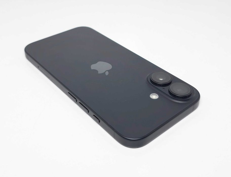 iPhone 16 128GB Black