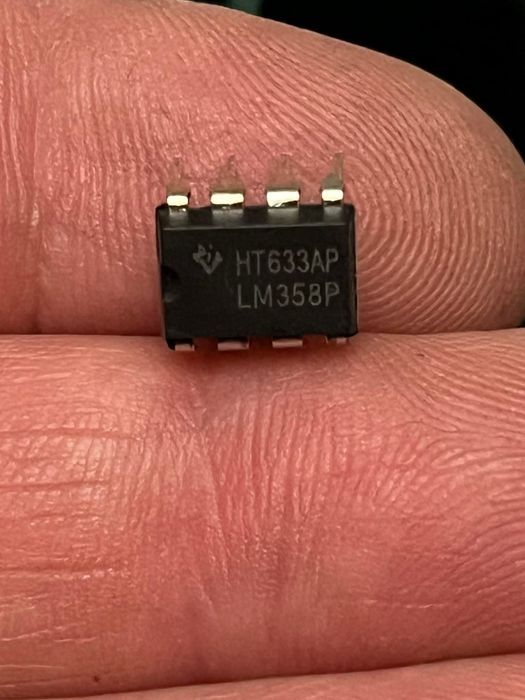 Електронни компоненти