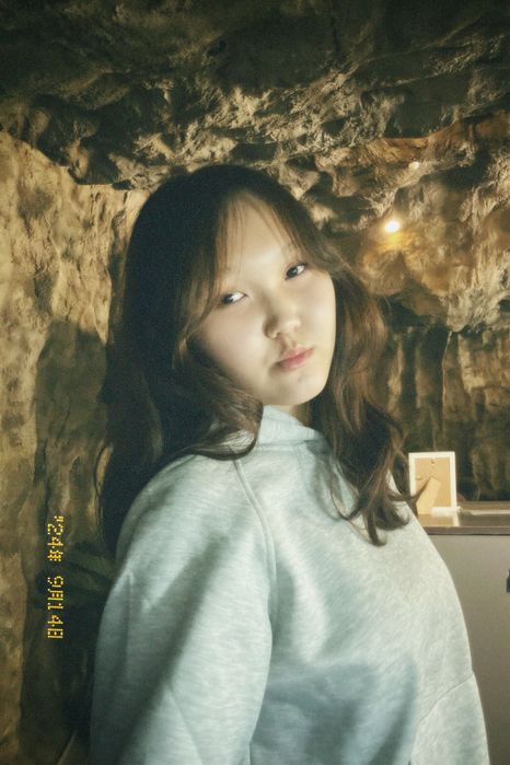 серое худи чучтуь теплое