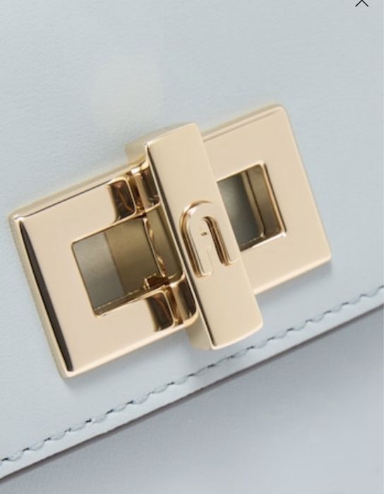 Furla дамска чанта в черен цвят от естествена кожа черна 160€ и синя НОВА 165€