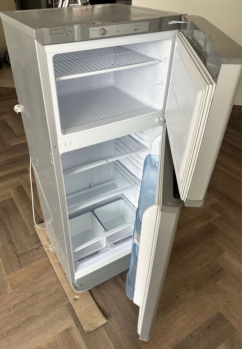Продаю холодильник Бирюса