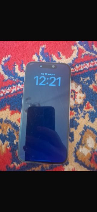 Продам айфон 15 про 128
