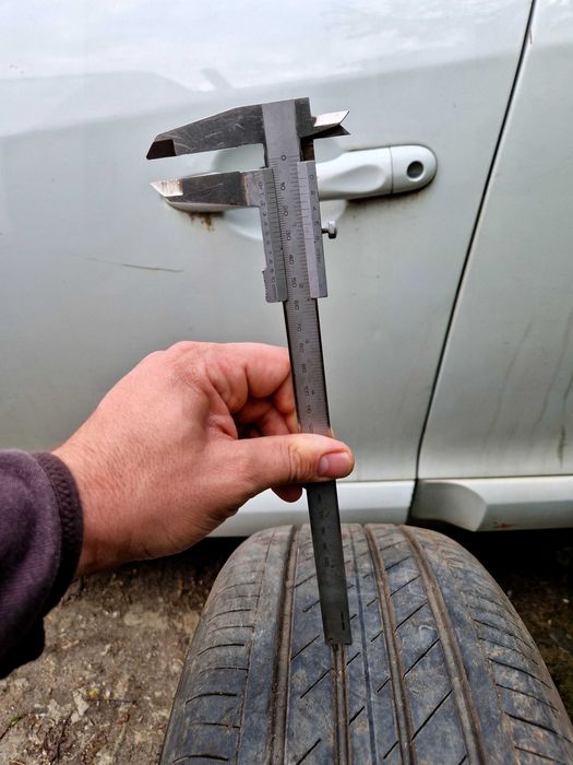 Летни гуми Goodyear 215/50R18