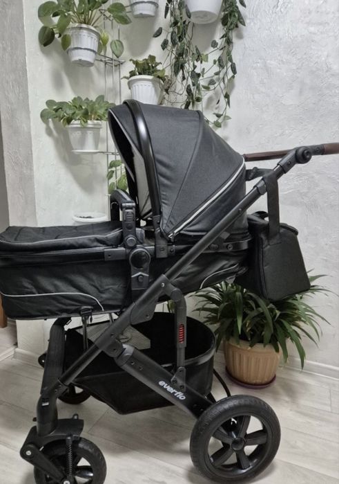 Продается коляска детская