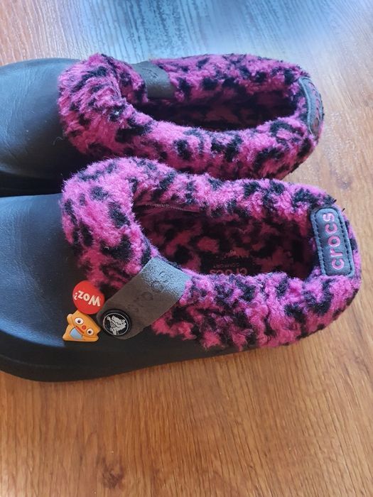 Papuci Crocs cu dublura in interior mar j1 32-33