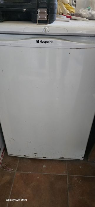 Продавам хладилник