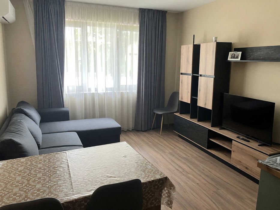 Дава се под наем Двустаен апартамент в София, Бенковски - 60 кв.м за 400 € - Снимка #1
