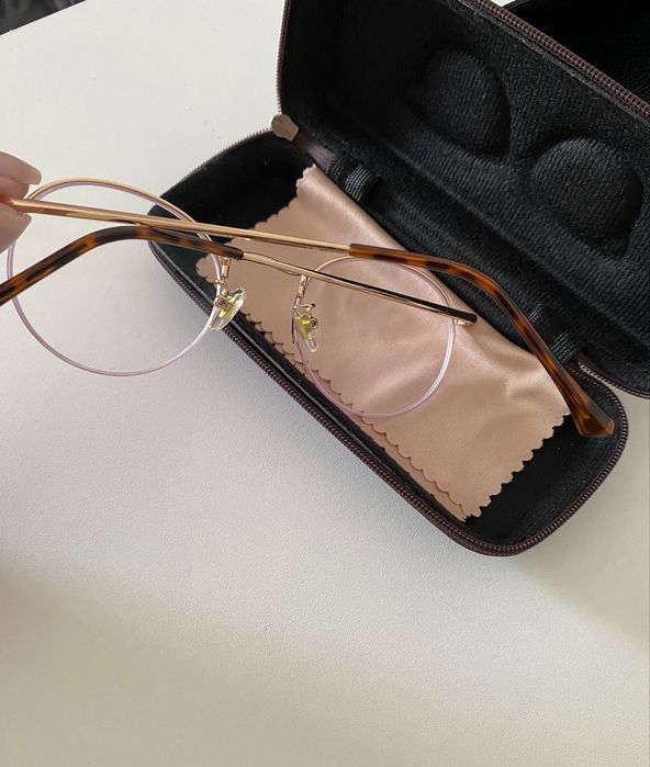 Очки с чехлом, новые