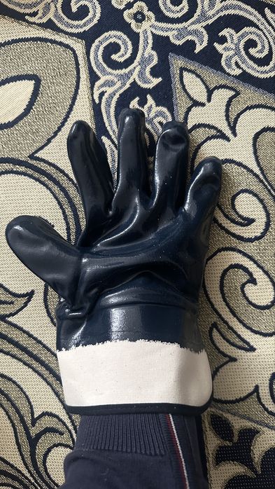 Перчатки рабочие разные