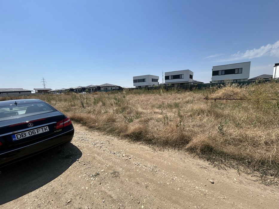 Teren comuna berceni mega parc 375mp