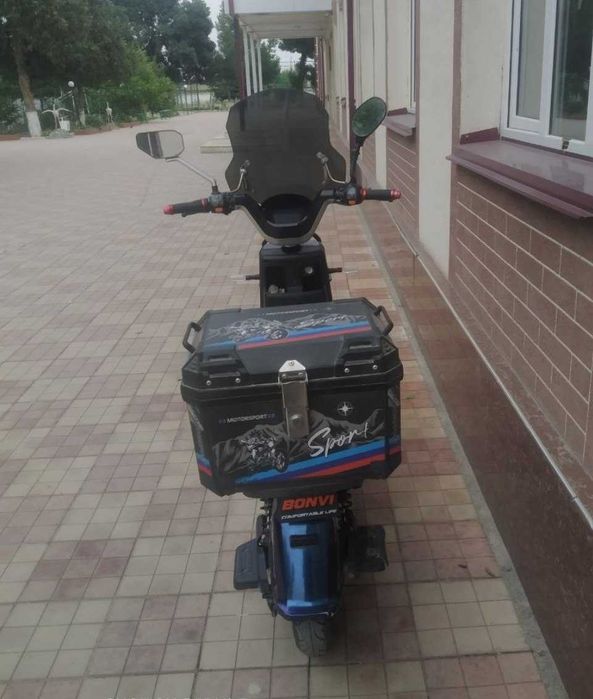 Bonvi 6 talik skuter