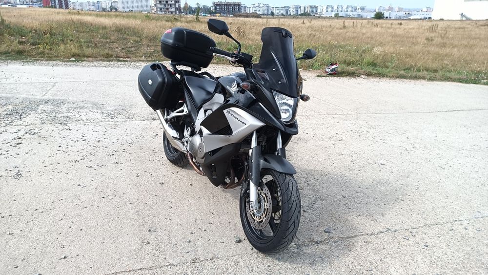 Honda vfr 800x crossruner