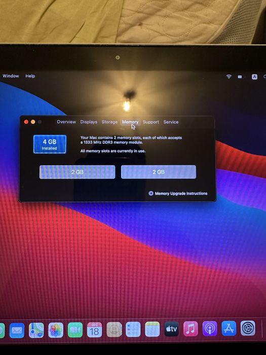 Macbook pro 2010 , plus unul pentru piese