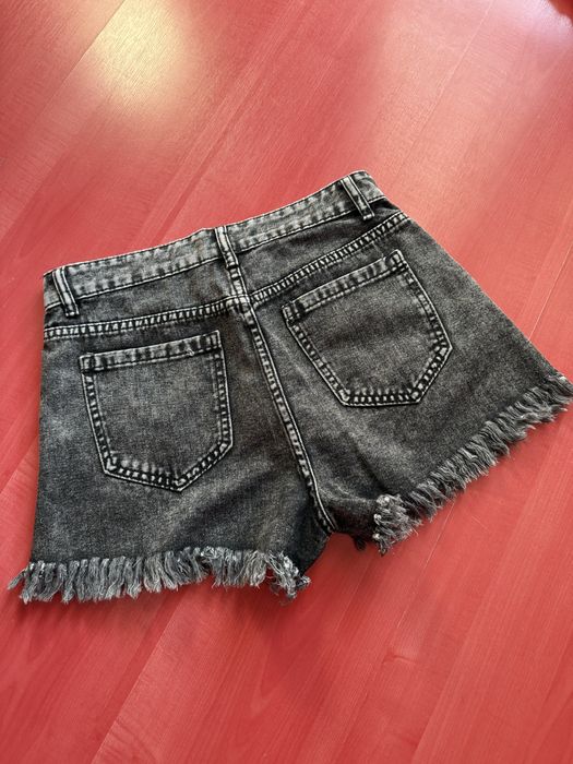 Дамски сиви къси гащи