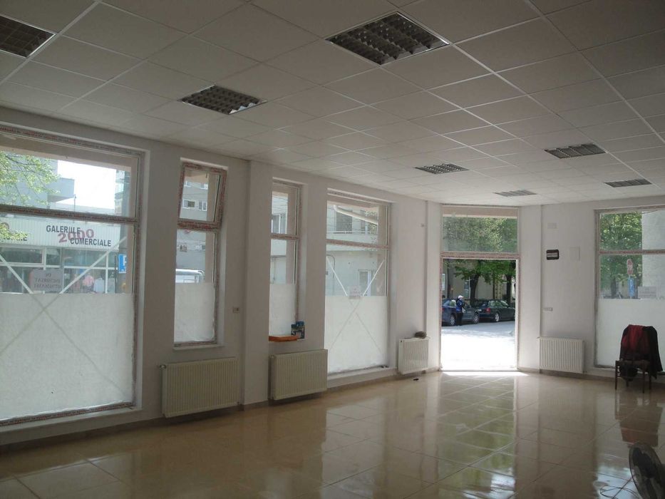 Spațiu Comercial De Închiriat 100 Mp Zonă Ultracentrală -Trafic Intens