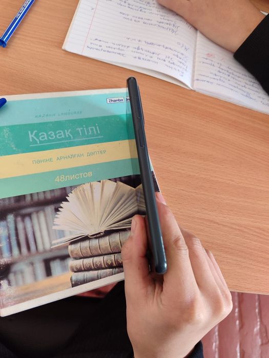 Samsung a23 на 64гб