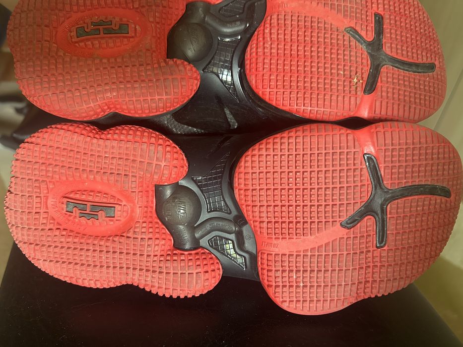 Nike Lebron XIX 38н