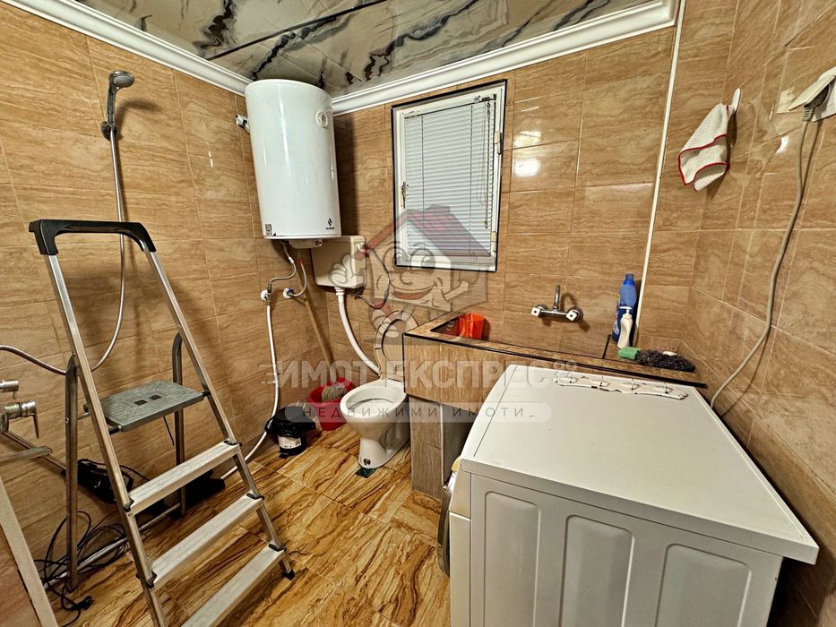 Обзаведена гарсониера, под наем, до училище Ангел Кънчев, Асеновград