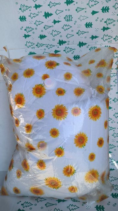 Yostiq va adyollar komplektda