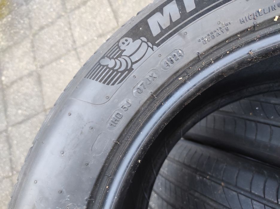 235/55/18 цола Michelin