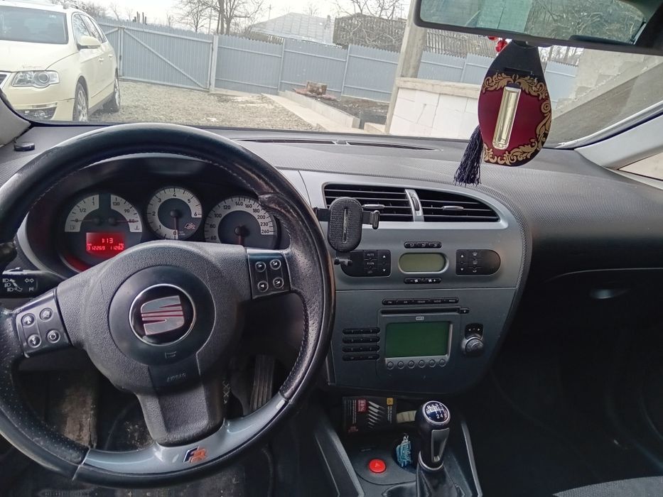 Vând  seat leon an 2008 motor 2.0 170 cp