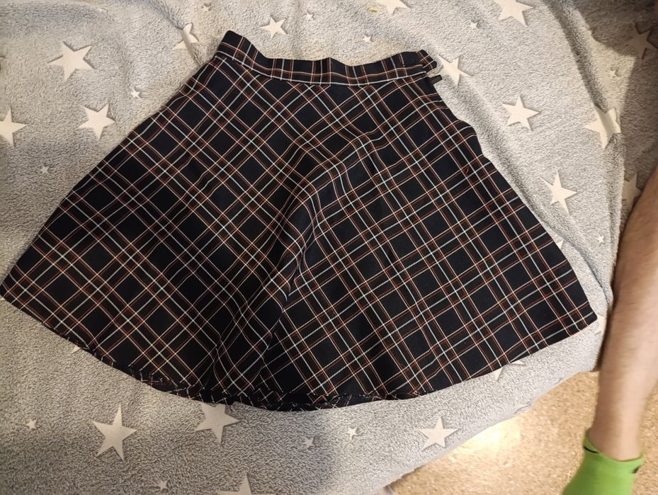 Продам школьную юбку