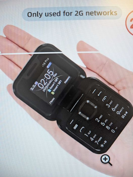 Мини 2G флип телефон с две SIM карти, многоцветен дисплей