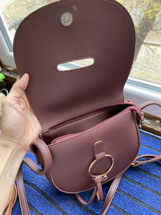 Женские сумочки разные