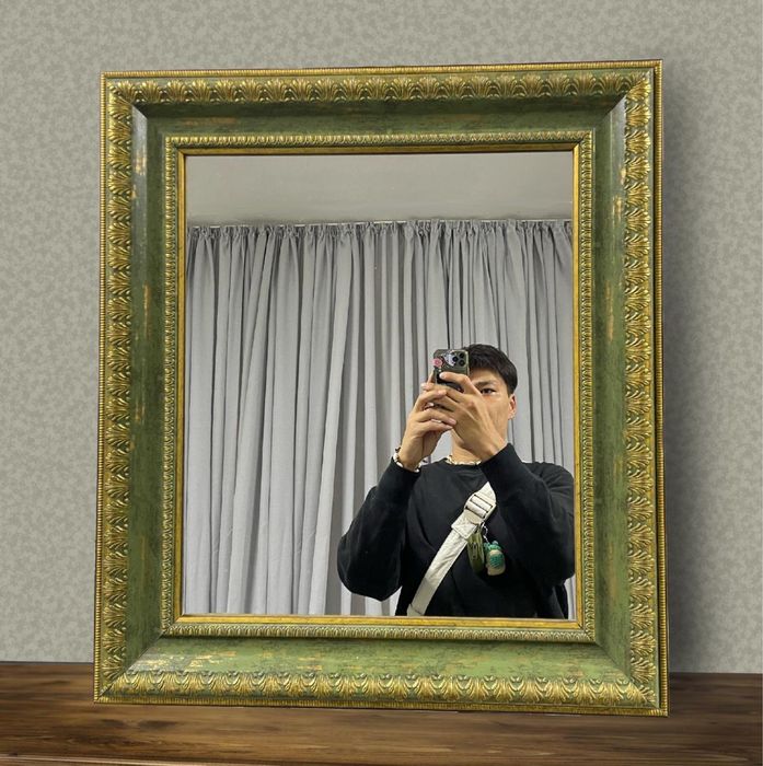 Зеркало настенное