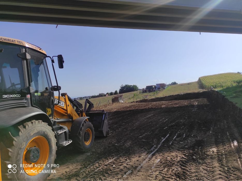 Inchiriez/inchirieri Buldoexcavator/Picon/Sapaturi/Terasamente!