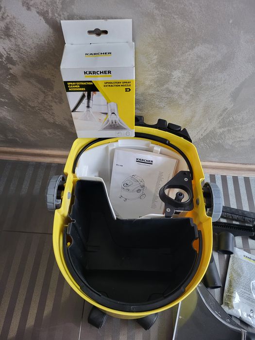 Aspirator cu functie de spalare Karcher SE 5100