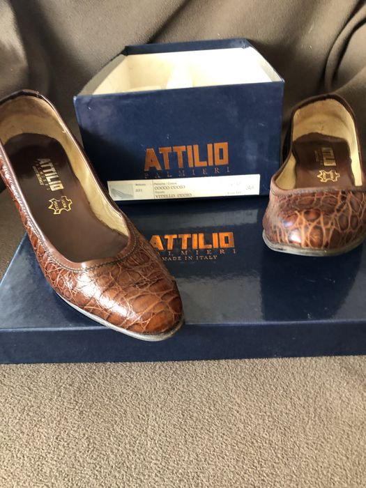 Продавам италиански кожени обувки номер 36