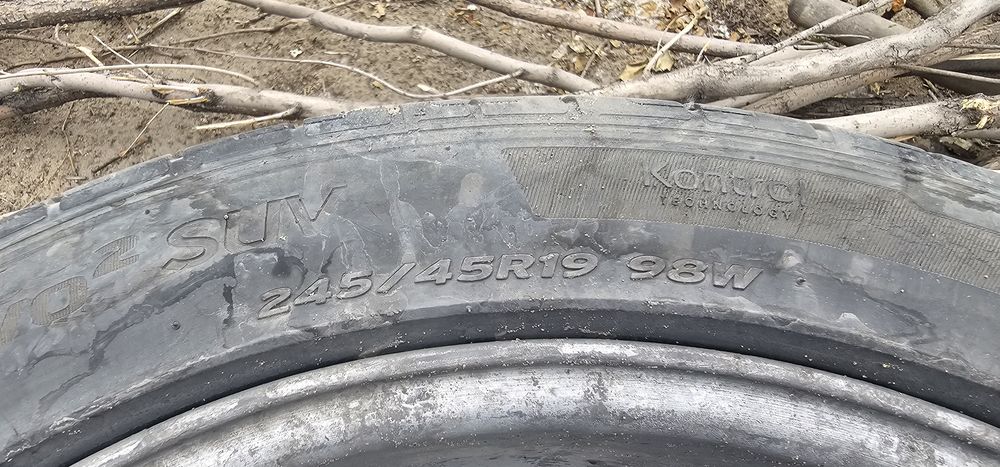 Продам диски в месте с резиной
