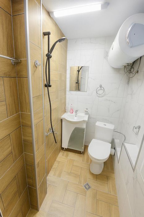 Дава се под наем Двустаен апартамент в Пловдив, Кършияка - 40 кв.м за 409 € - Снимка #3