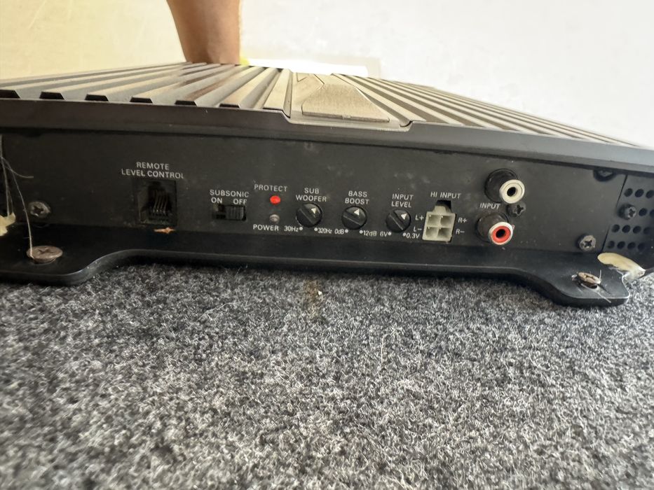 Сабвуфер Ground Zero в коробе + моноблок Philips CMP100