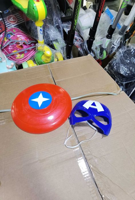 Маска и щит Капитана Америка. Детская.