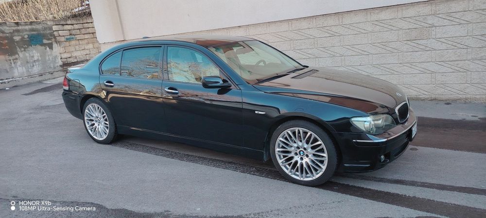 Sotiladi BMW 750 individual