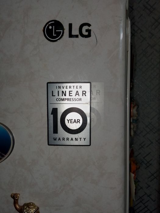 Продам холодильник в нерабочем состоянии сгорел двигатель