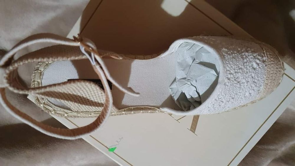 Espadrile noi albe marime 38