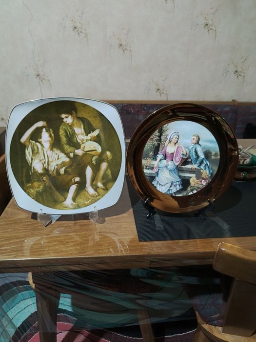 Интерьерные тарелки очень красивые, большие. Состояние новое.