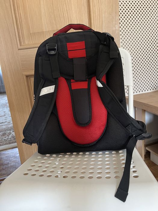 Школьные рюкзаки