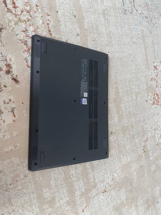 Ноутбук Lenovo .