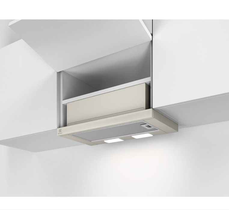 Hota Electrolux - produsul este sigilat