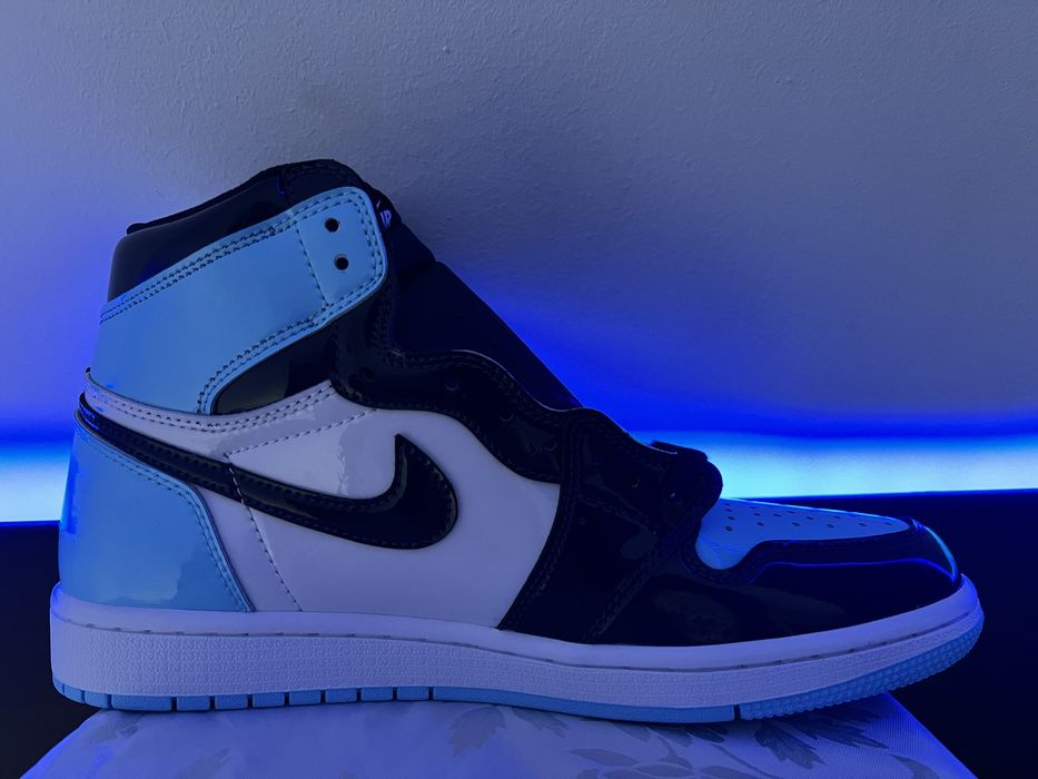 Nike Air Jordan 1 High OG UNC Patent Leather Marimea 43