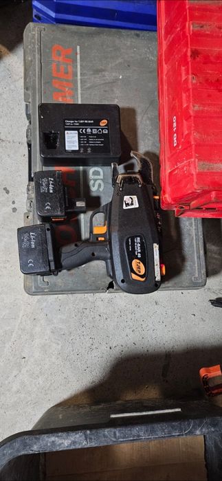 Set Dewalt  Masina de legat Carota Rothenberger